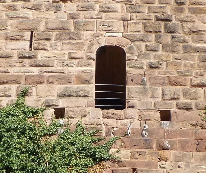 D:Bayern>Henneburg>großer Bergfried2