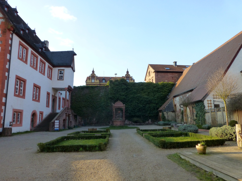 D:Bayern>Klingenberg>Stadtschloss>Innenhof