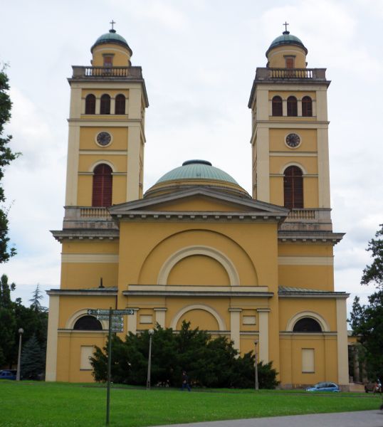 H:Eger>Basilika5