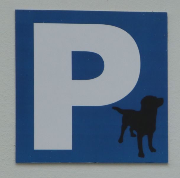 H:Miskolc>Hundeparkplatz>Schild