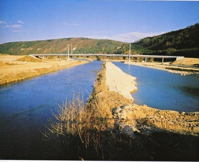 k-Die Neue Brücke verstellt den Blick aus Tal!