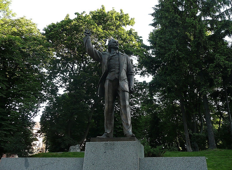 Lemberg > Denkmal Unbekant