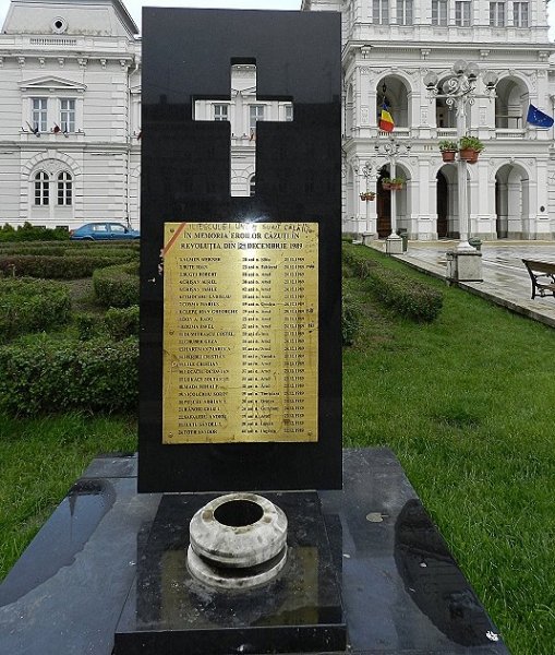 Arad_Rathaus und Mahnmal