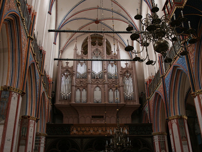 Nikolaikirche 8