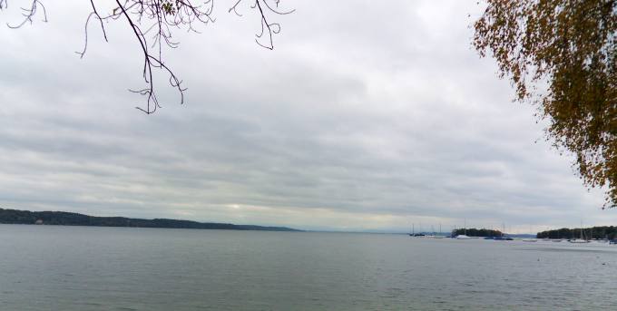 Starnberger See mit Roseninsel