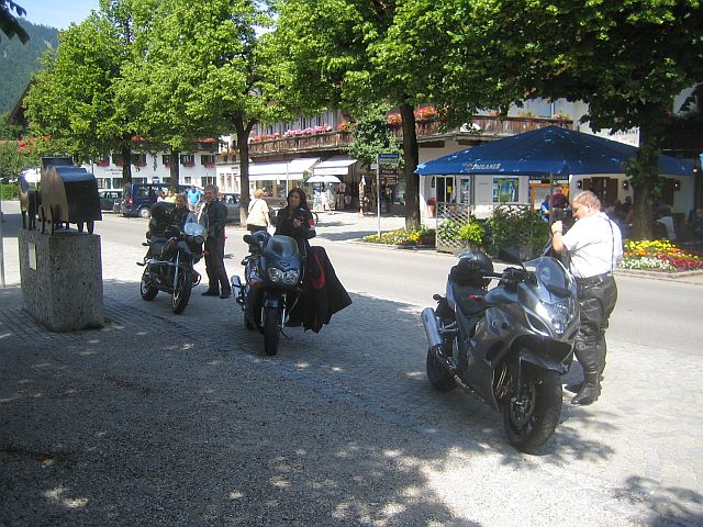 OBERAMMERGAU > Motorradbraut