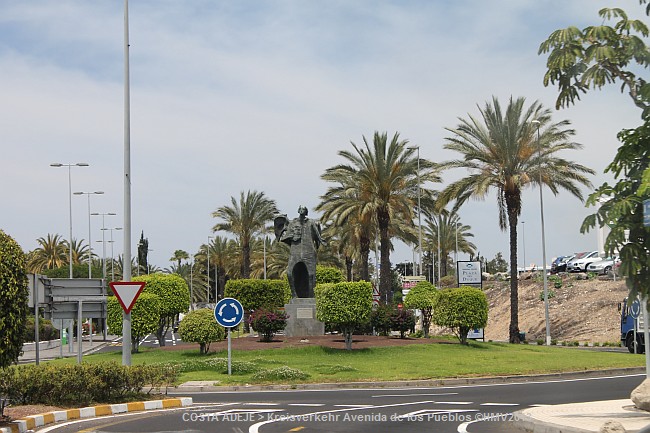 COSTA ADEJE > Kreisverkehr Avda. de Los Pueblos an der Kongresshalle