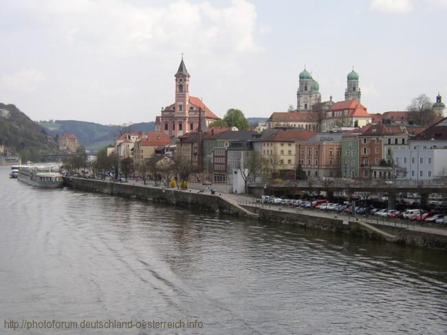 PASSAU > am Zusammenfluss von Donau und Inn