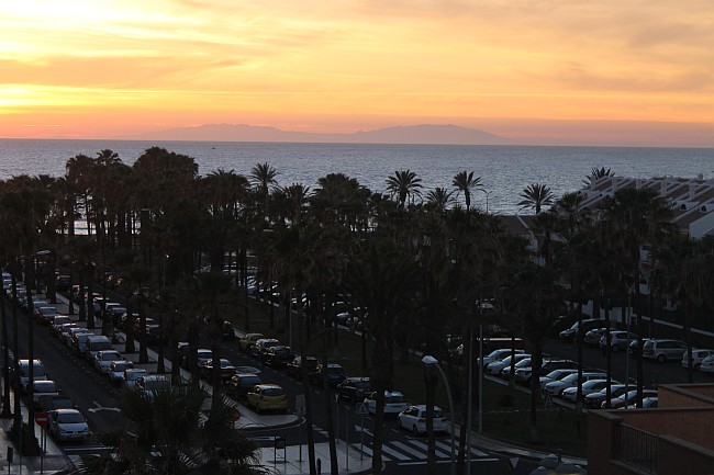 PLAYA DE LAS AMERICAS > Park Club Europe > K-Turm > Zimmerausblick auf La Palma