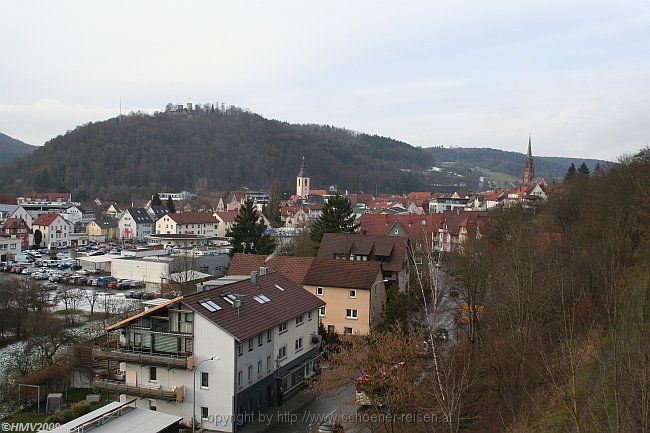 NAGOLD > Panorama und Blick zur Burgruine Hohennagold