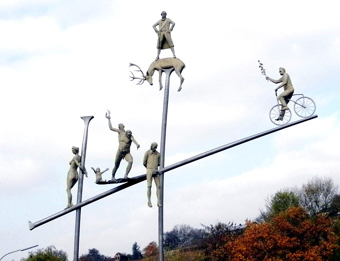 LAUFFEN AM NECKAR > Geburtsstadt Fr. Hölderlin > Hölderlindenkmal