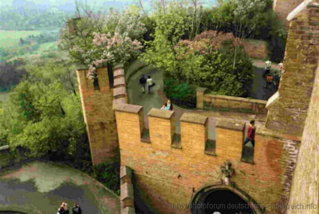 BISINGEN-ZIMMERN > Burg Hohenzollern bei Hechingen