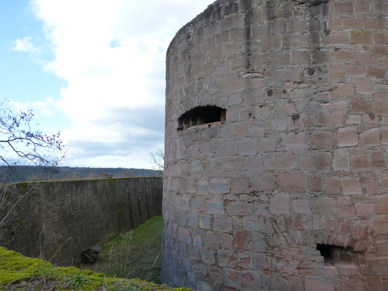 D:Hessen>Burg Breuberg>vorderer Turm