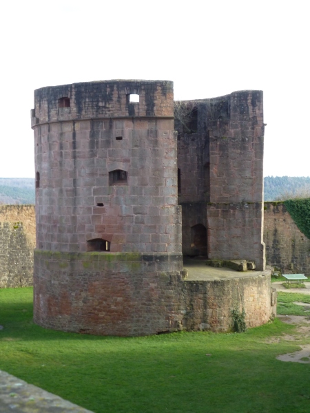 D:Hessen>Burg Breuberg>Michaelsturm1