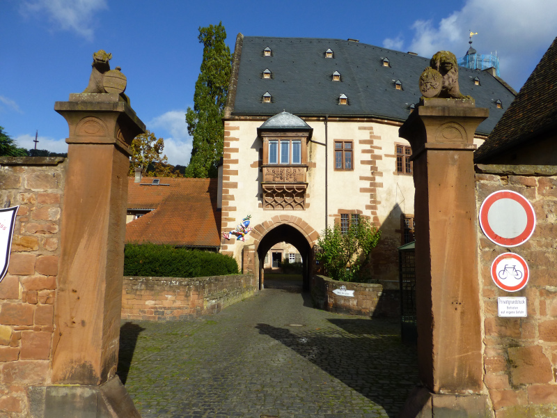 D:Hessen>Büdingen>Schloss>äußeres Tor