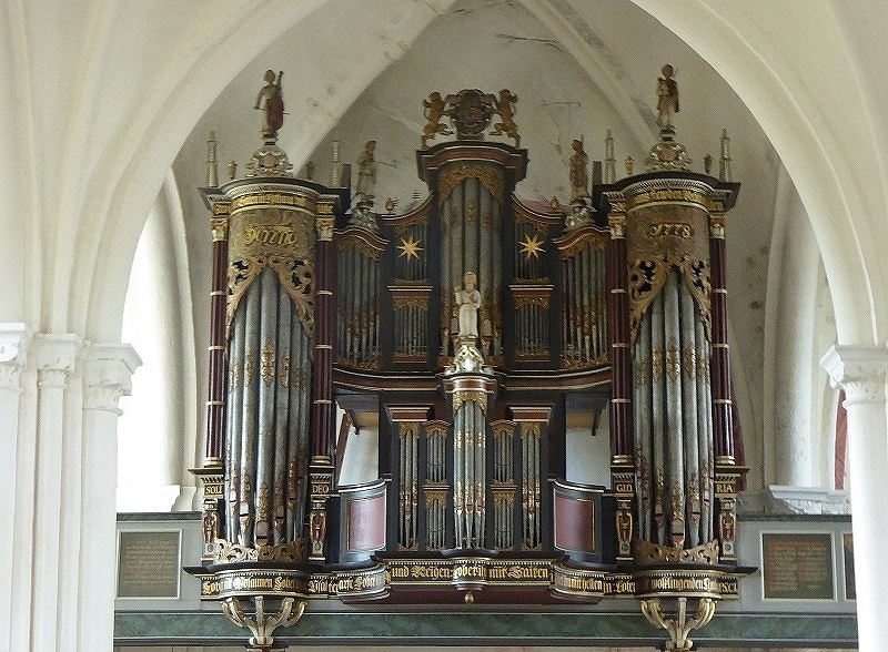 Berne, St. Aegidius, Orgel