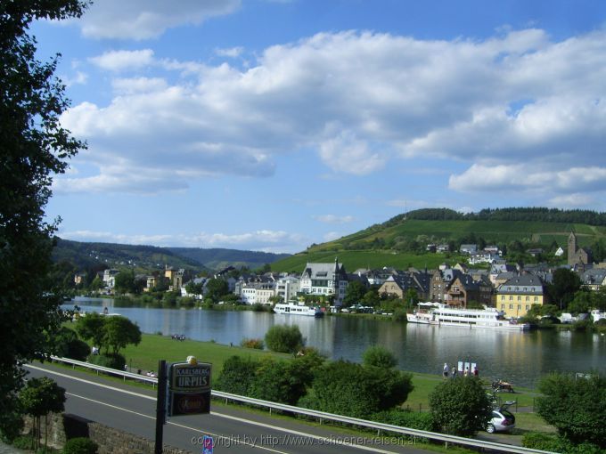 TRABEN-TRARBACH > OT Trarbach > Promenade und Weinberge