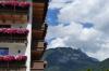 Hotelfassade Blumenumrankt Hotelfassade Blumenumrankt