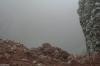 NATIONALPARK VESUV > Vulkankrater versunken im Nebel