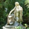 GR:Korfu>Achilleion>Garten des siegriechen Achill>Tor>Lord Byron GR:Korfu>Achilleion>Garten des siegriechen Achill>Tor>Lord Byron