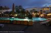 PLAYA DE LAS AMERICAS > Park Club Europe > Innenbereich Pool und dahinter der Dorfplatz PLAYA DE LAS AMERICAS > Park Club Europe > Innenbereich Pool und dahinter der Dorfplatz