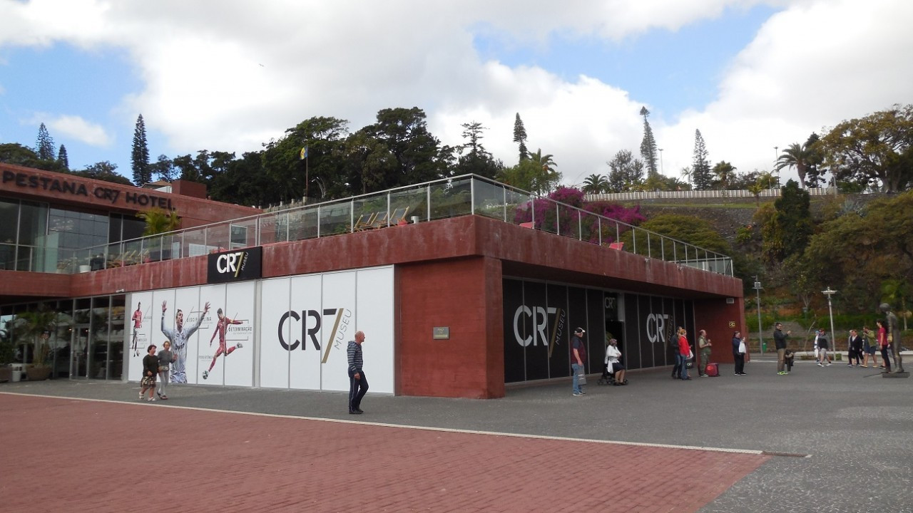 Funchal_CR7_03
