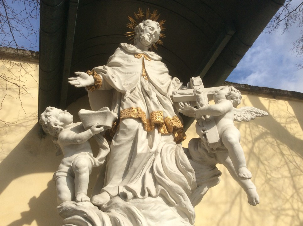 St. Florian < Nepomuk