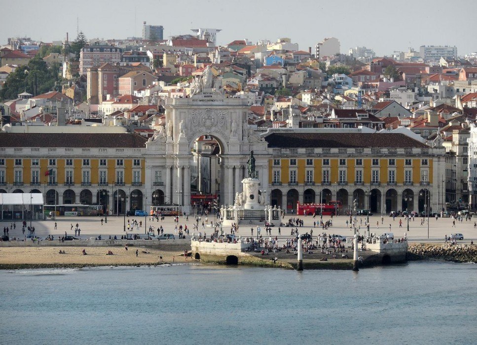Hafenausfahrt_Lisboa_07