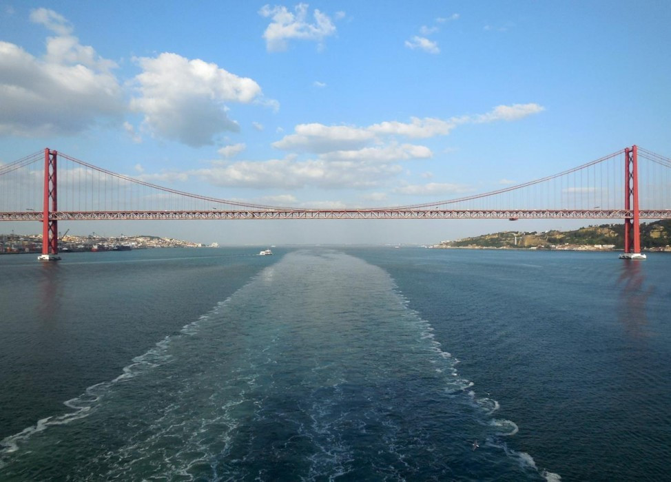 Hafenausfahrt_Lisboa_18