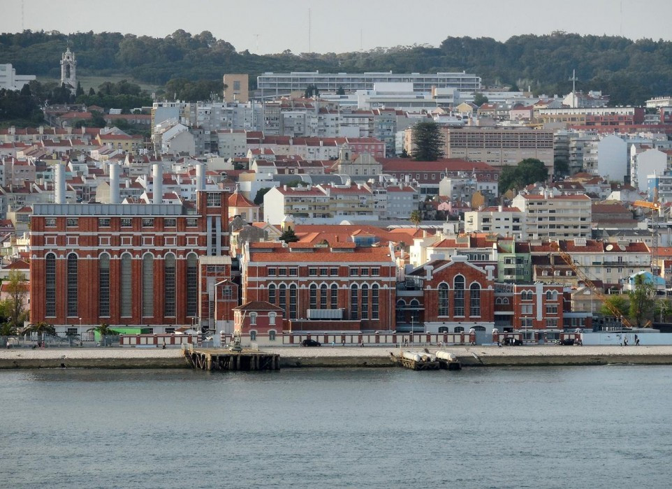Hafenausfahrt_Lisboa_19