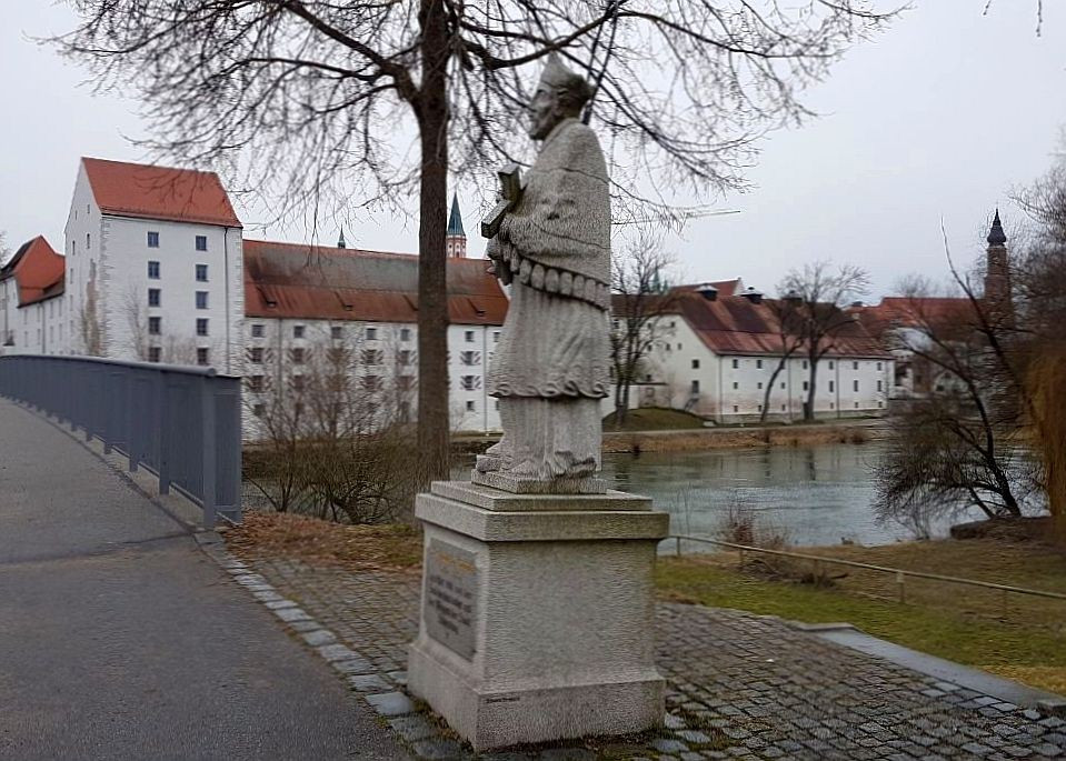 Straubing>Nepomuk an der Schloßbrücke
