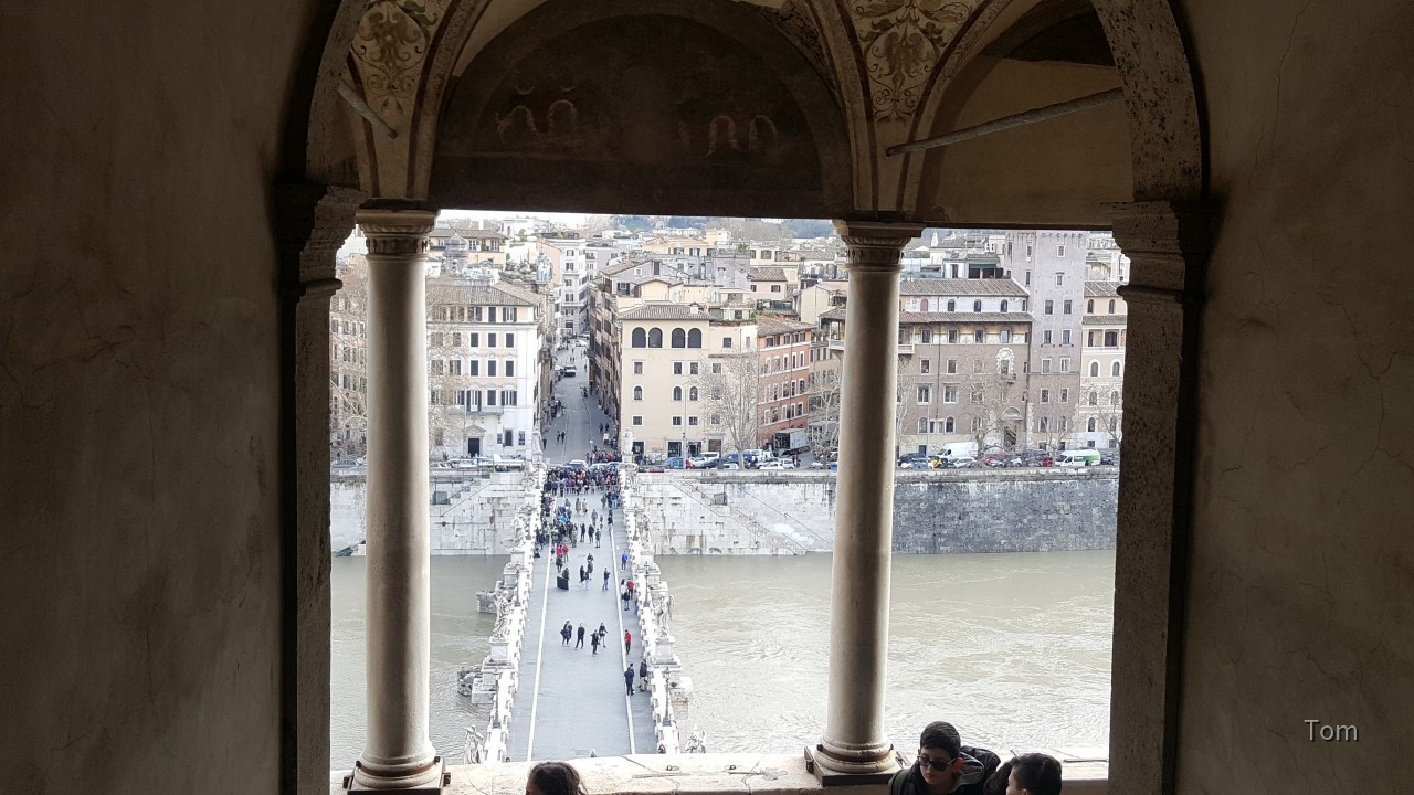 Blick zur Engelsbrücke