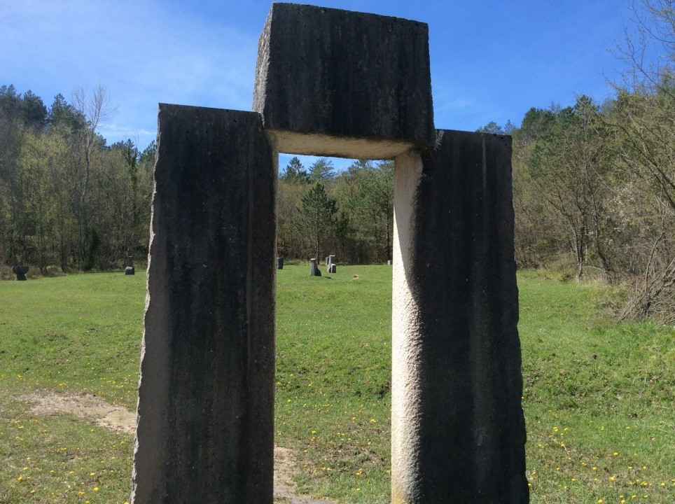 Hum, Istrien, Glagolitische Allee