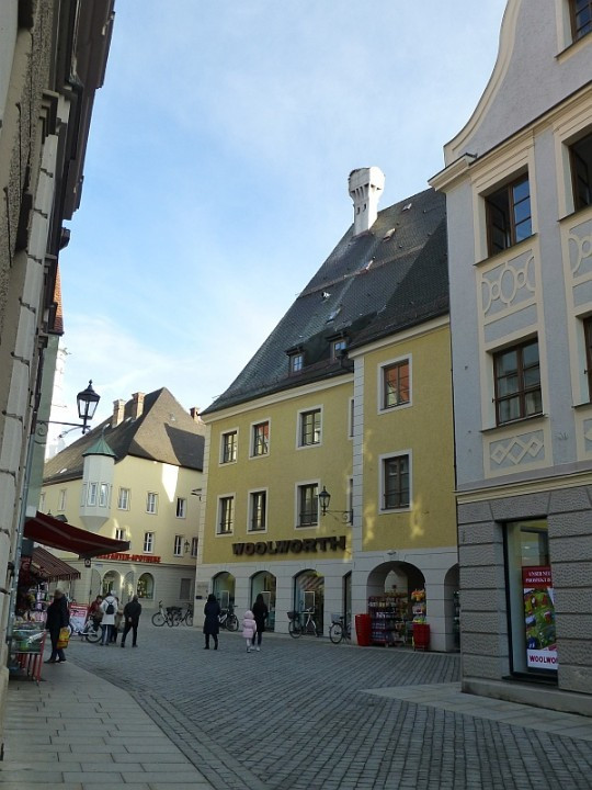 Memmingen>Kalchstraße>Elefantenapotheke und Storchennest