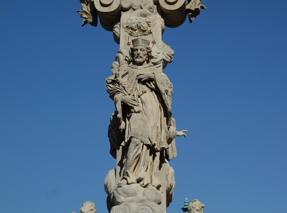 Brünn > Nepomuk > am grünen Markt > Dreifaltikeitssäule