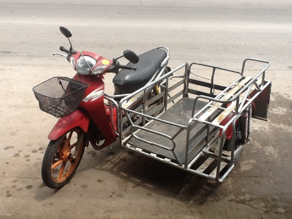 Roller mit Anbau für Transport von allem und Sperrgut oder mehreren Personen