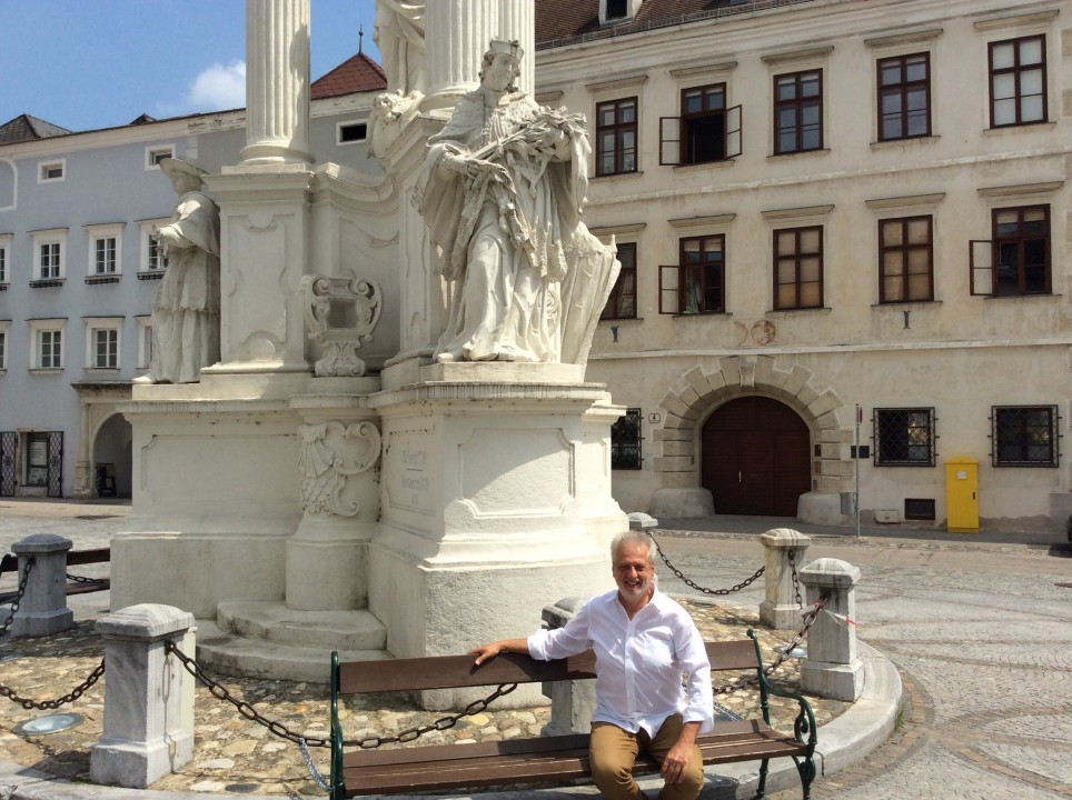 Krems an der Donau < Nepomuk