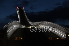 Holmenkollen bei Nacht