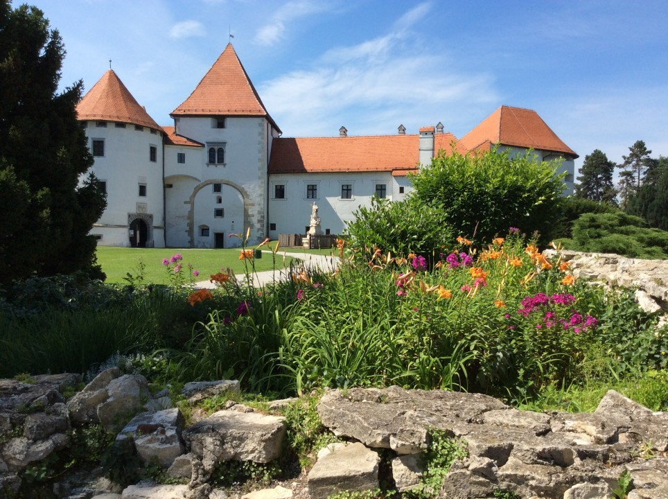 Varaždin < Nepomuk
