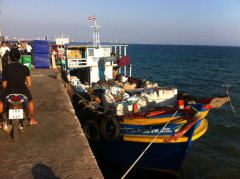 Koh Larn Versorgungsboot