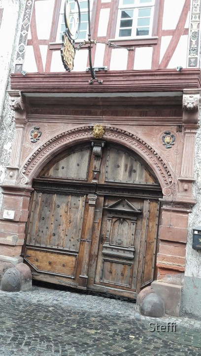 Alter Posthof  Bacharach Eingangstor