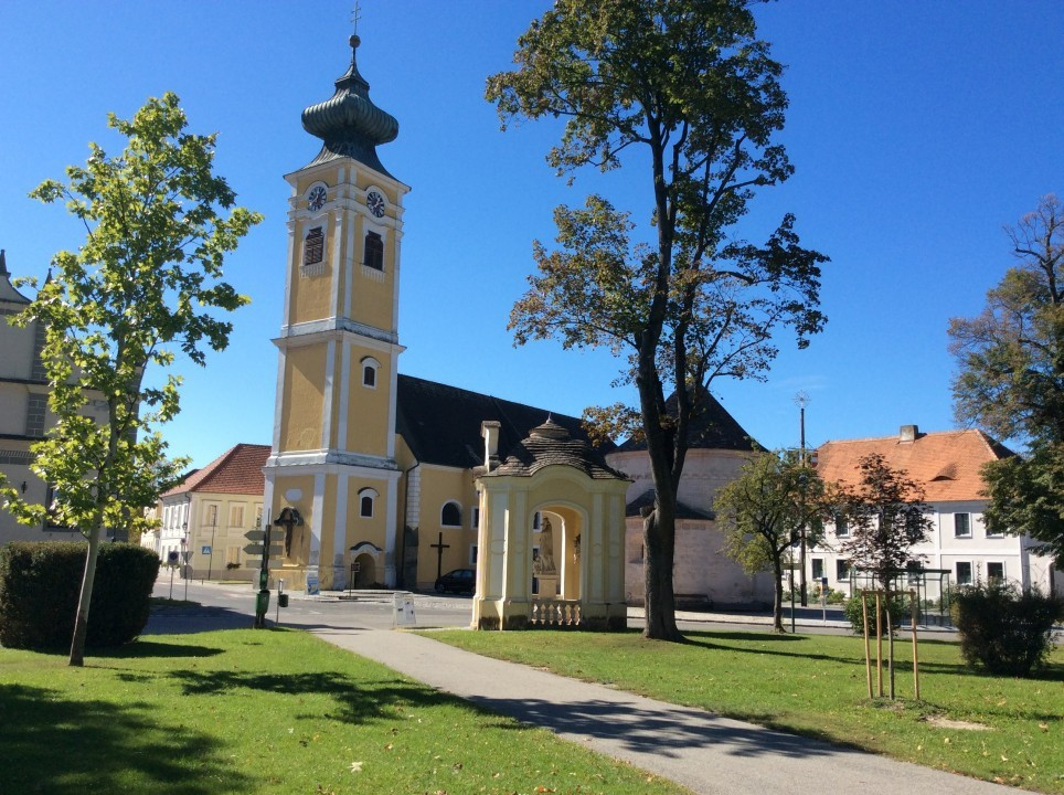 Hadersdorf am Kamp < Nepomuk