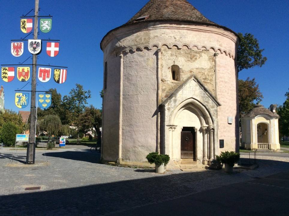 Hadersdorf am Kamp < Nepomuk