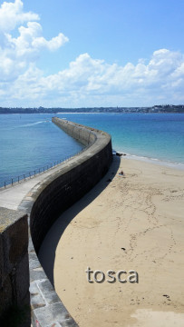 Frankreich - Bretagne - St. Malo - Leuchtturm Hafeneinfahrt