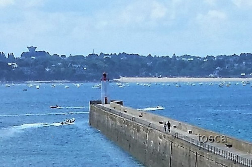 Frankreich - Bretagne - St. Malo - Leuchtturm Hafeneinfahrt