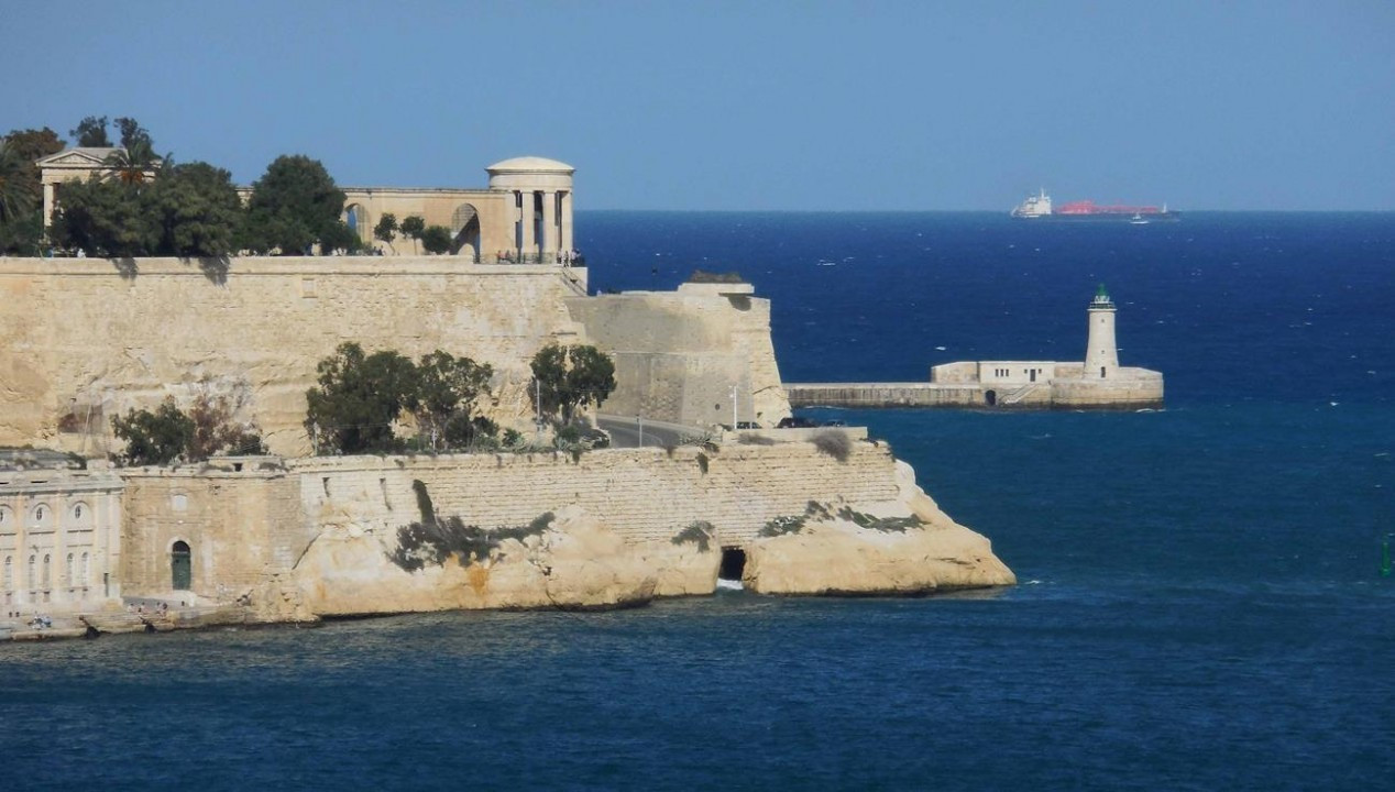 Malta_Lighthouse1