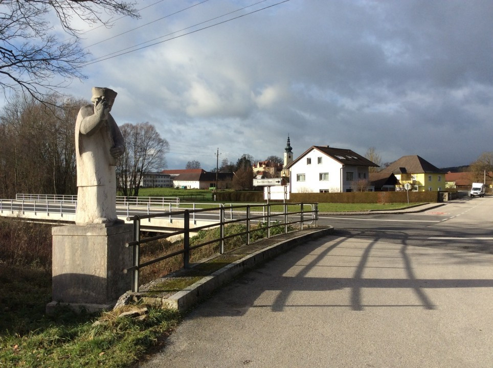 Buchkirchen < Nepomuk