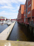 Die Bakke Bru über dem Fluss Nidelva, Trondheim