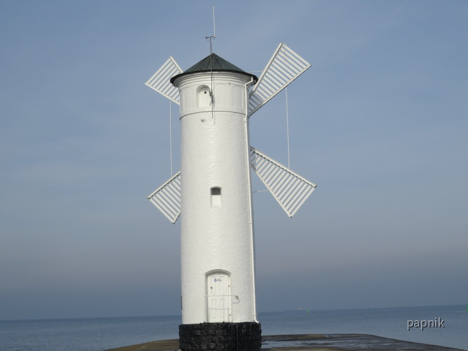 Der "Originellste" der Leuchtturm Mühlenbake Swinemünde von der Landseite