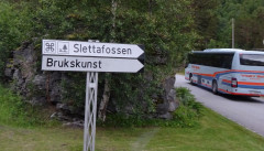 Ausflug Andalsnes, Slettafossen Schild